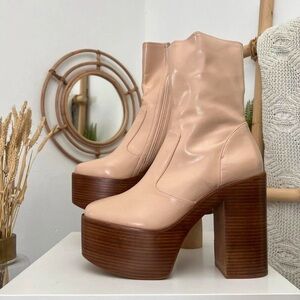 Elegant Beige Platform Heeled Boots